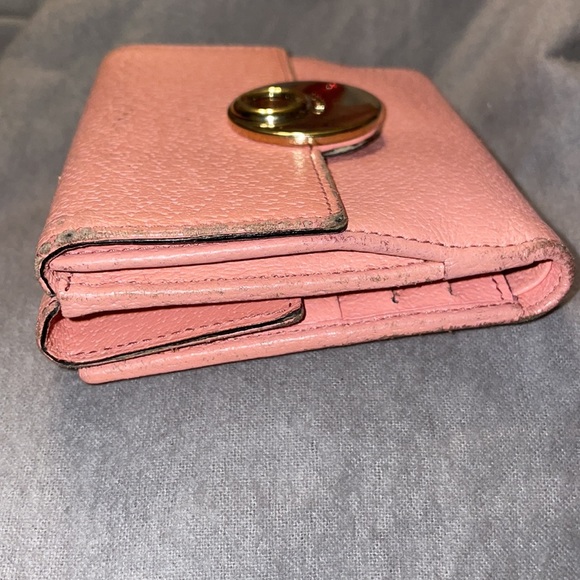 Gucci Wallet - Picture 10 of 11